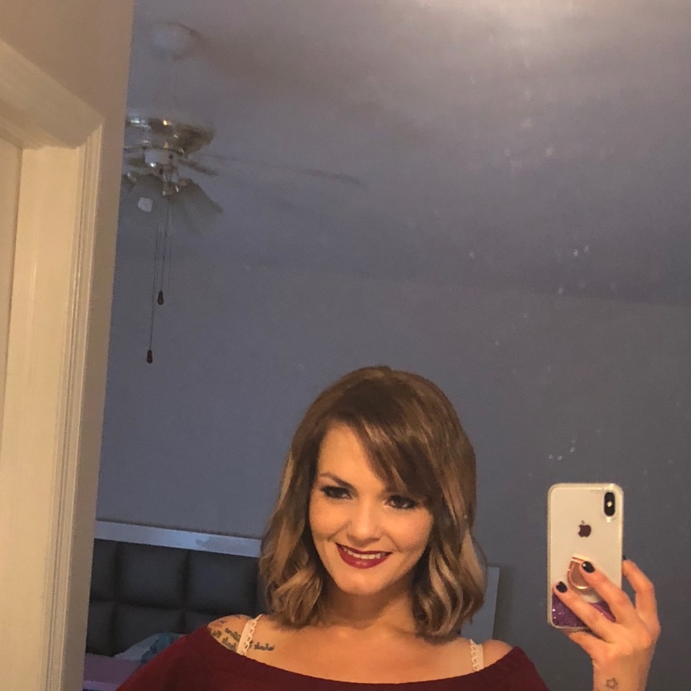 Meet your Posher, Dayanis